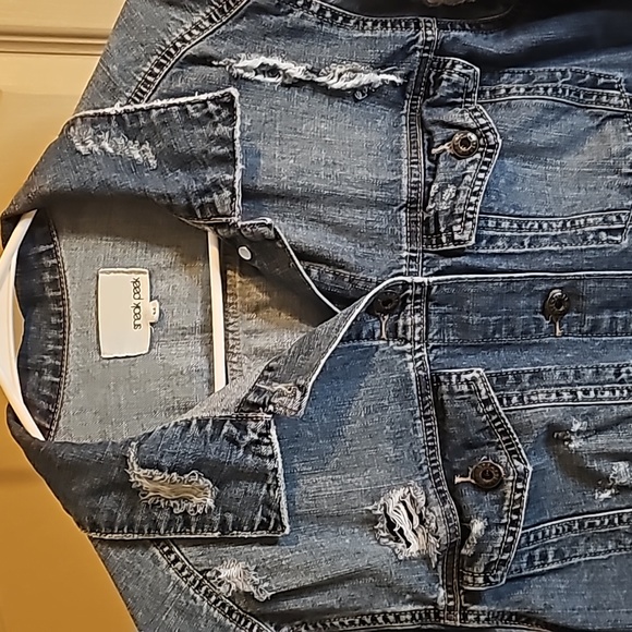 Jean Jacket size Medium by sneak peek. Adjustable buttons on both bottom sides - Picture 2 of 6